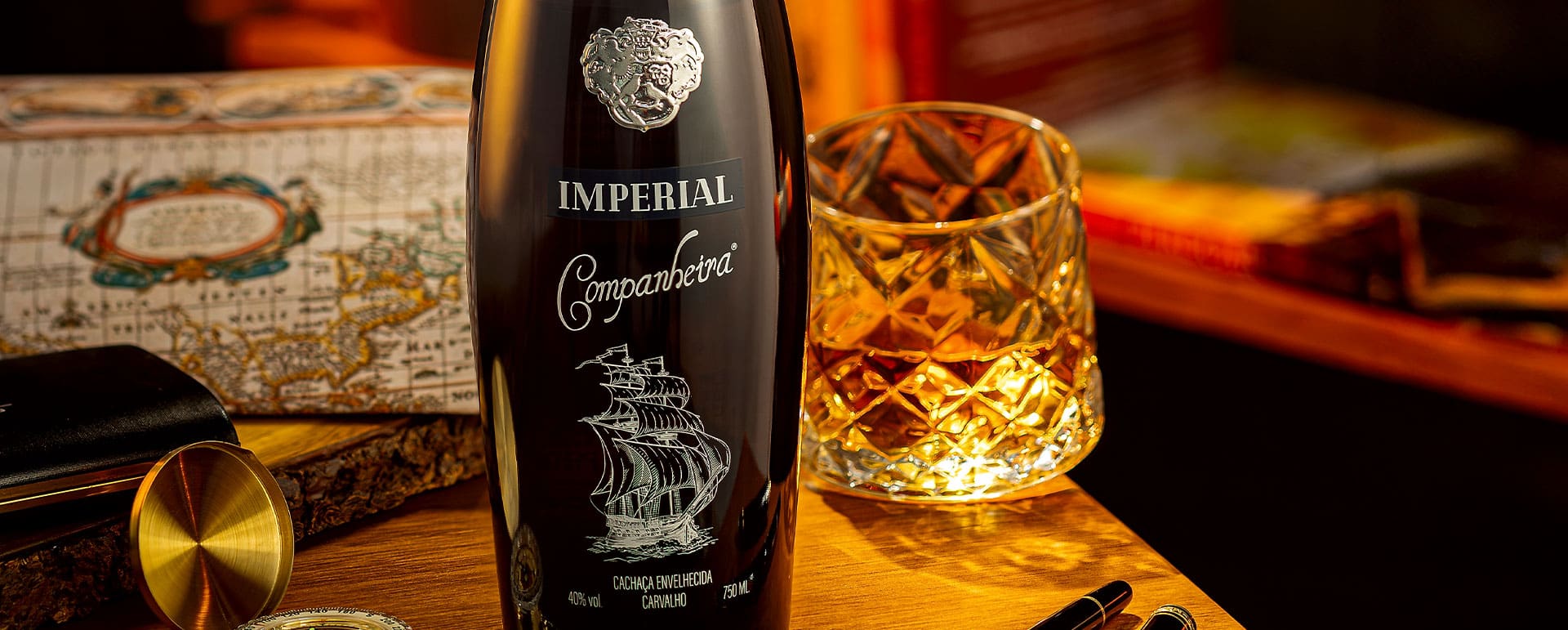 Cachaça Companheira Imperial Extra Premium - 9 anos em Carvalho. Uma cachaça para retornar ao passado